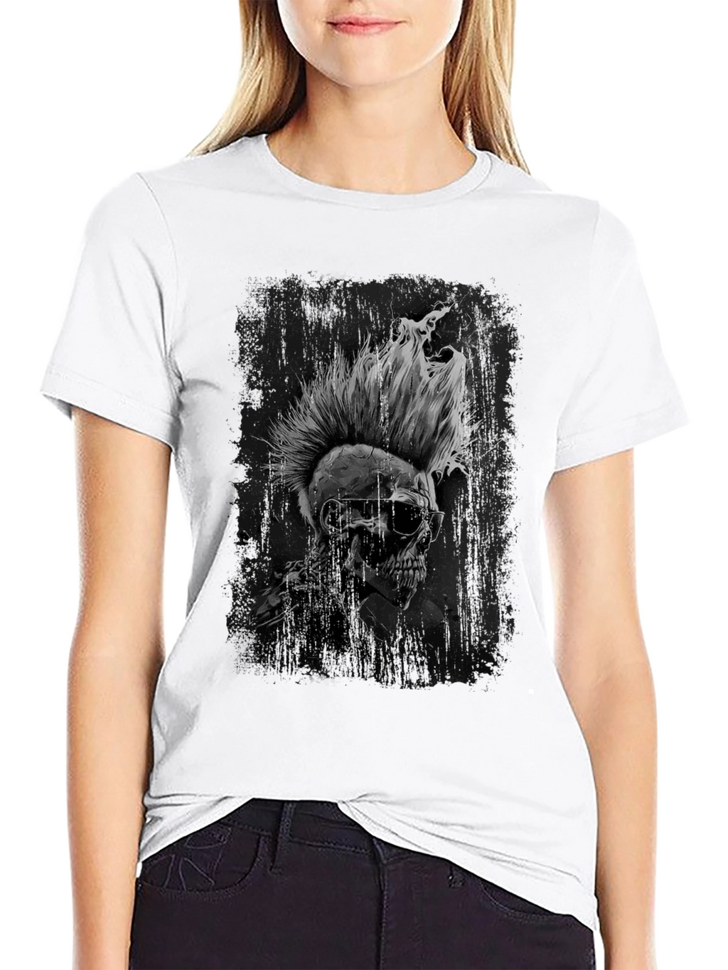 Skull Punk Graphic Tee - Edgy Black T-Shirt