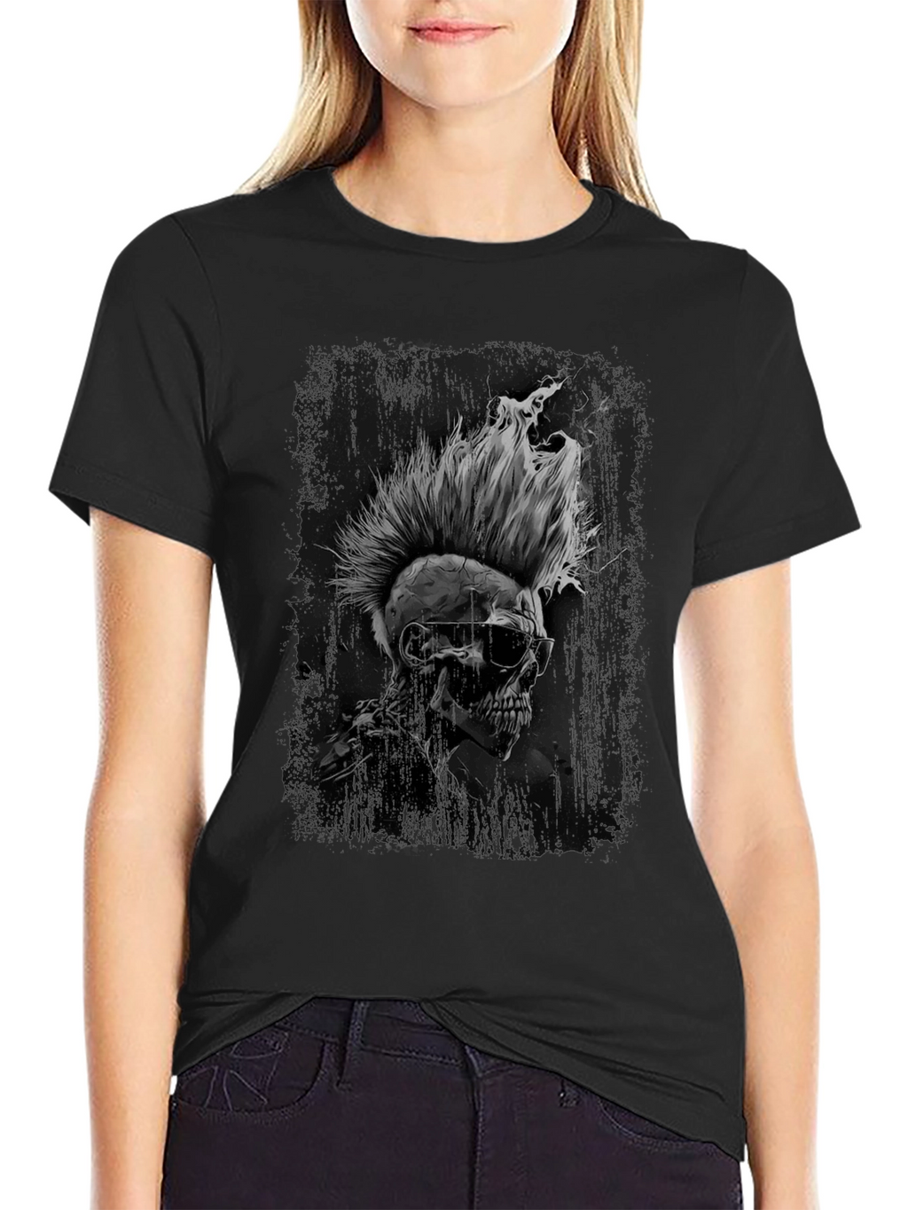 Skull Punk Graphic Tee - Edgy Black T-Shirt