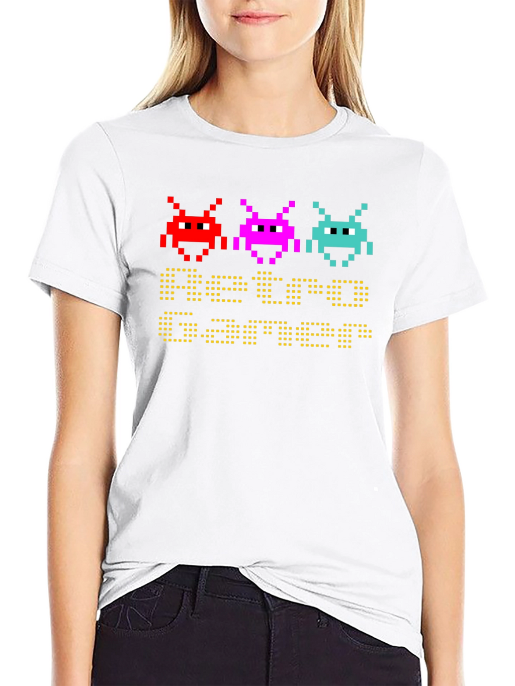 Retro Gamer T-Shirt: Pixel Art Space Invaders Design