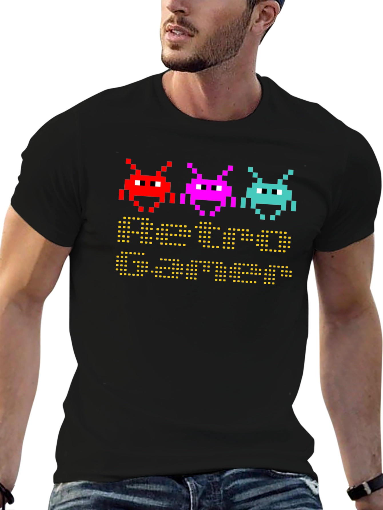 Retro Gamer T-Shirt: Pixel Art Space Invaders Design