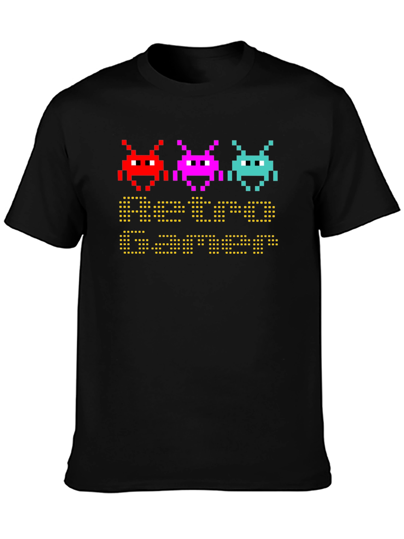 Retro Gamer T-Shirt: Pixel Art Space Invaders Design