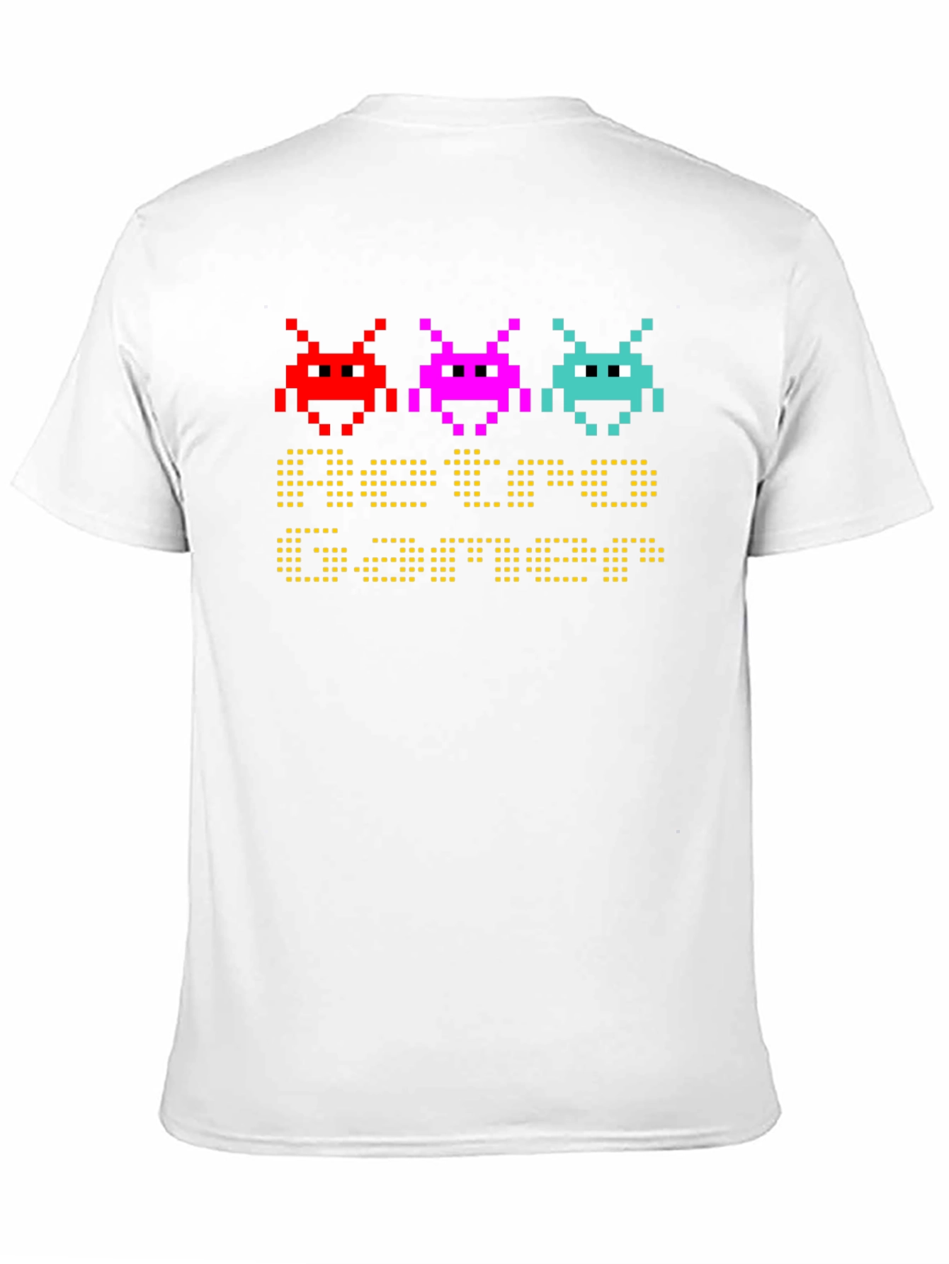 Retro Gamer T-Shirt: Pixel Art Space Invaders Design