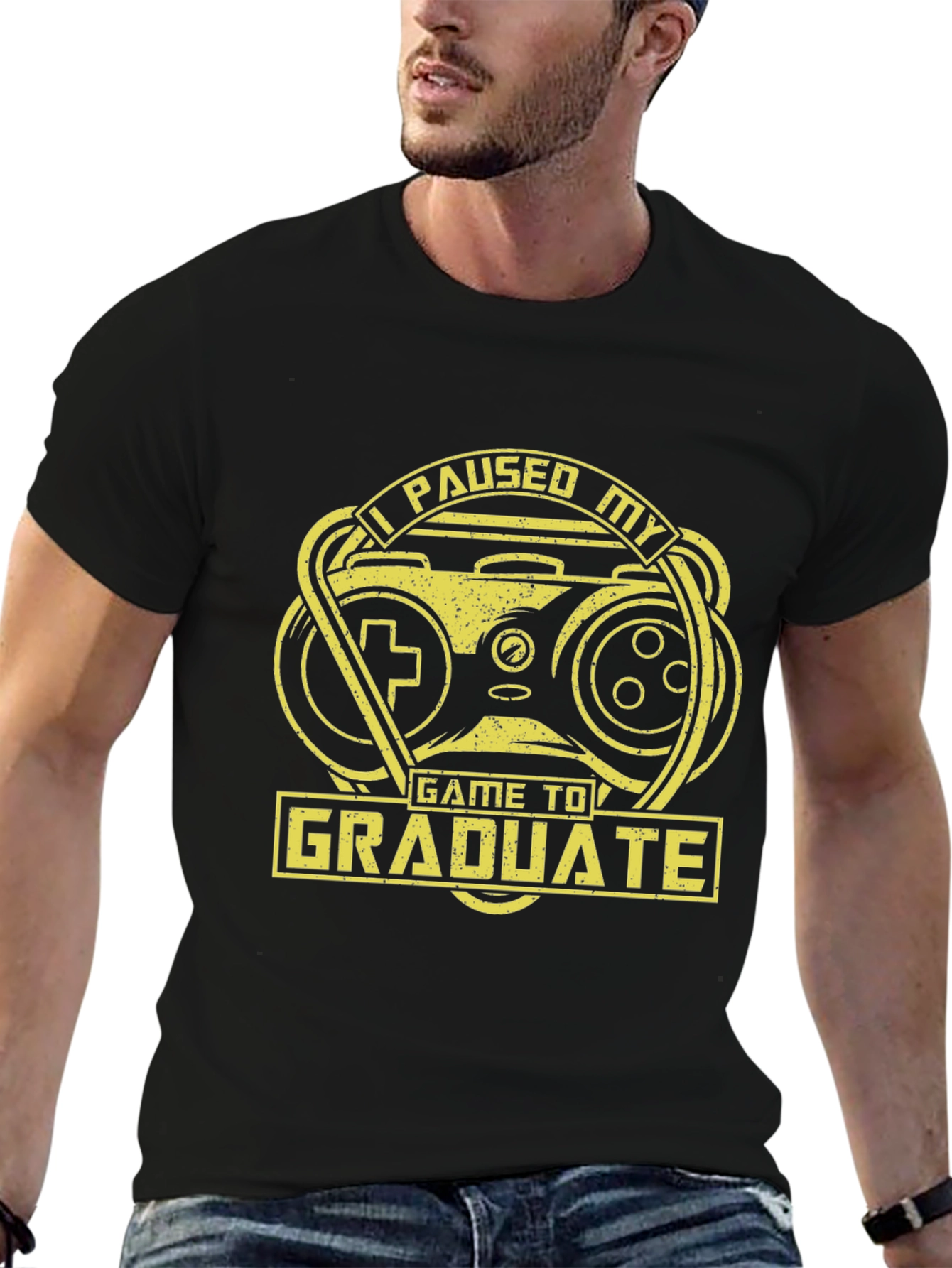 Funny Graduation Gamer T-Shirt - I Paused My Game to Graduate