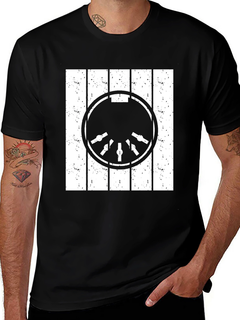 Millennium Falcon Cockpit T-Shirt - Distressed