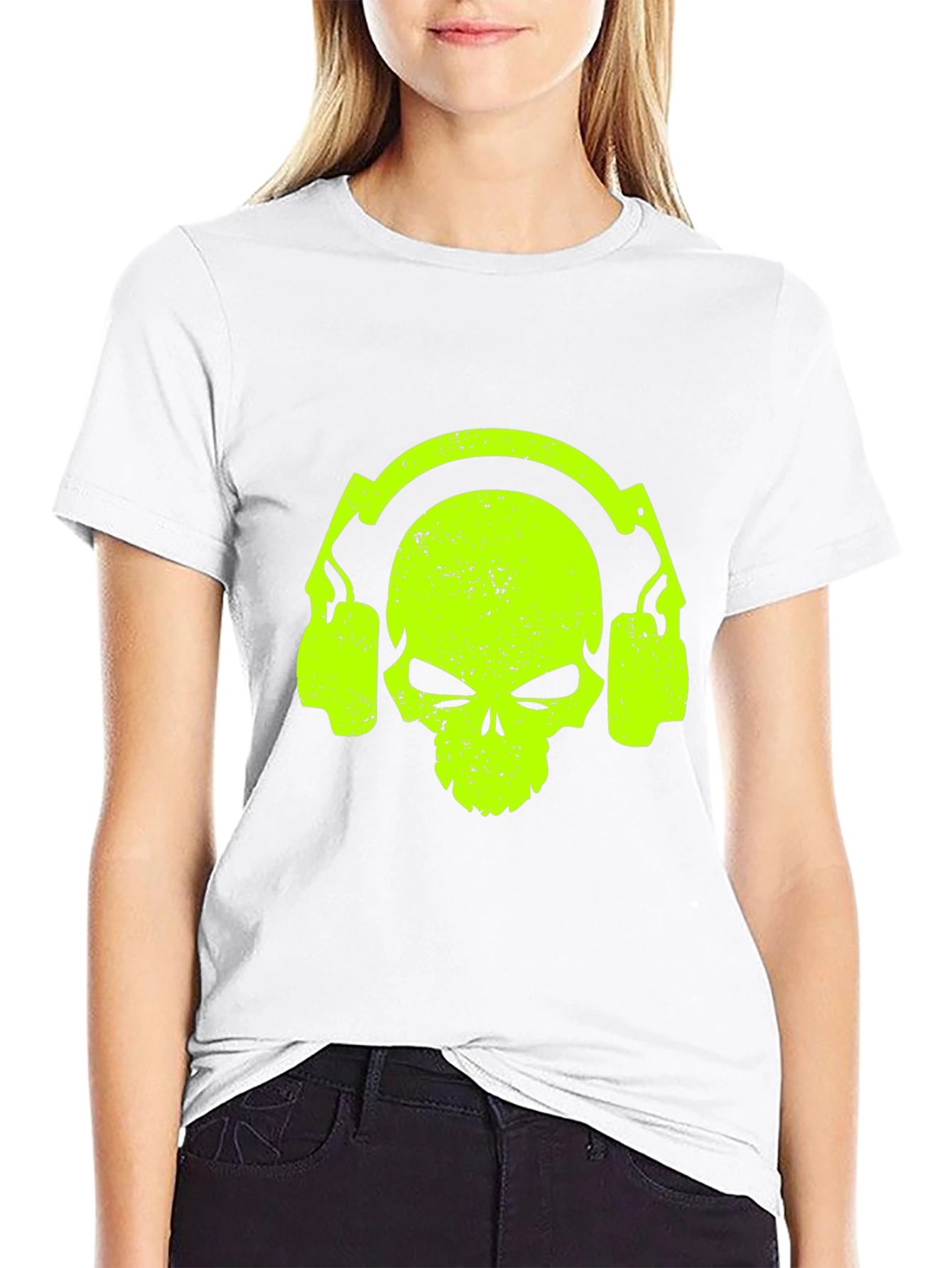 Skull Headphone Graphic Tee - Cool Black T-Shirt